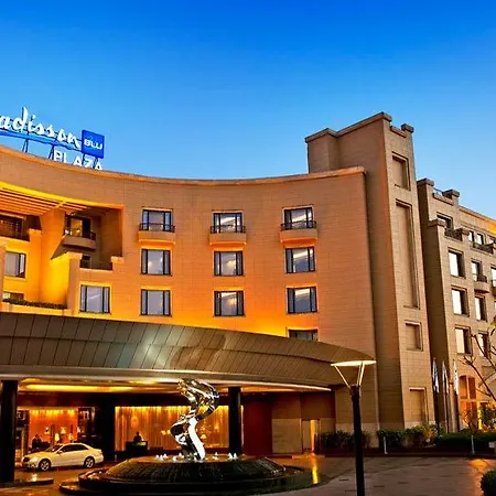 fotos do Radisson Blu Plaza Delhi Airport Hotel Nova Deli